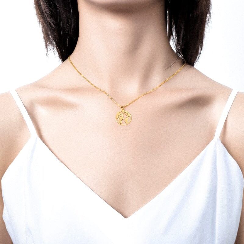 collier globe terrestre minimaliste