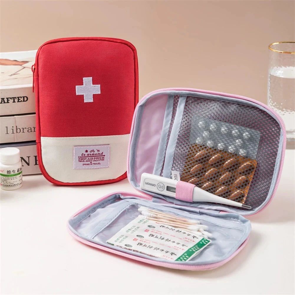 trousse de voyage pour médicaments et premiers secours